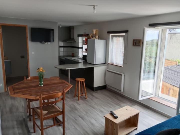 Poisson Apartment Isigny sur Mer Bagian luar foto